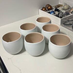 6 Nespresso lingo coffee mugs like new!